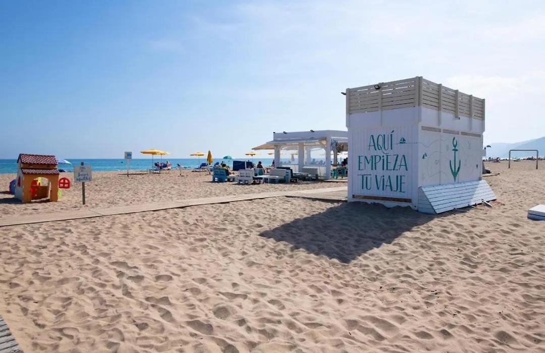 Apartamento Marplana Castelldefels Exterior foto